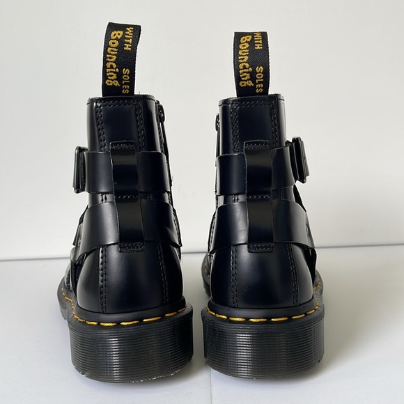 Dr. Martens Wincox Smooth Leather Buckle Boots Black Side Zip Women’s US 7 - Picture 7 of 9